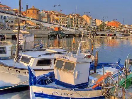Costa Daurada شقة *